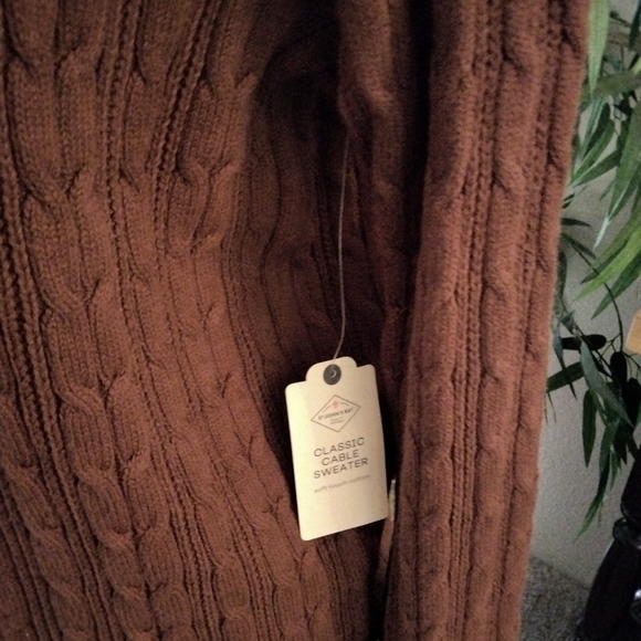 BRAND NEW CABLE KNIT SWEATER, BROWN, SIZE XL - Picture 5 of 7